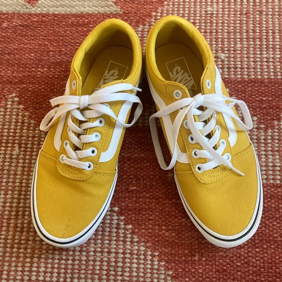Vans Old Skool 8.5 - Picture 1 of 7
